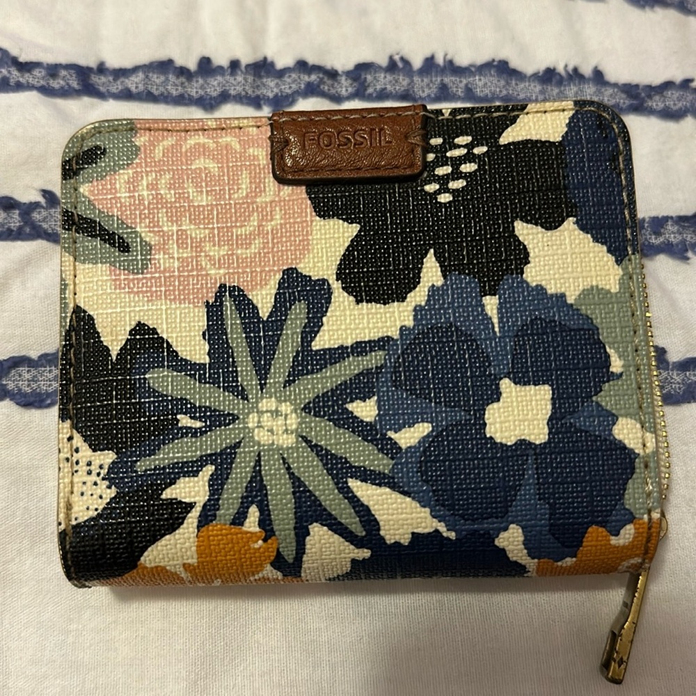 Women’s Fossil Wallet